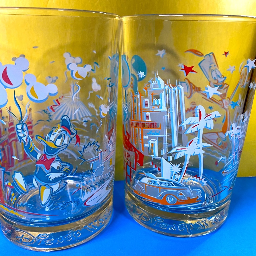 WALT DISNEY WORLD ANNIVERSARY 25th REMEMBER THE MAGIC (4) GLASSES MCDONALD’S - Picture 4 of 14